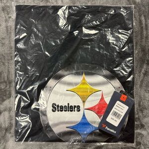 Black NWT Steelers T-Shirt